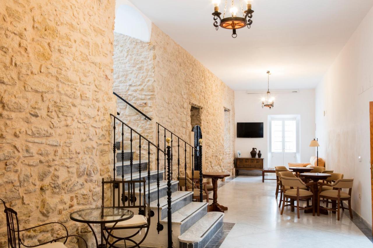 Hotel Tugasa Casa Palacio Medina Sidonia Екстериор снимка