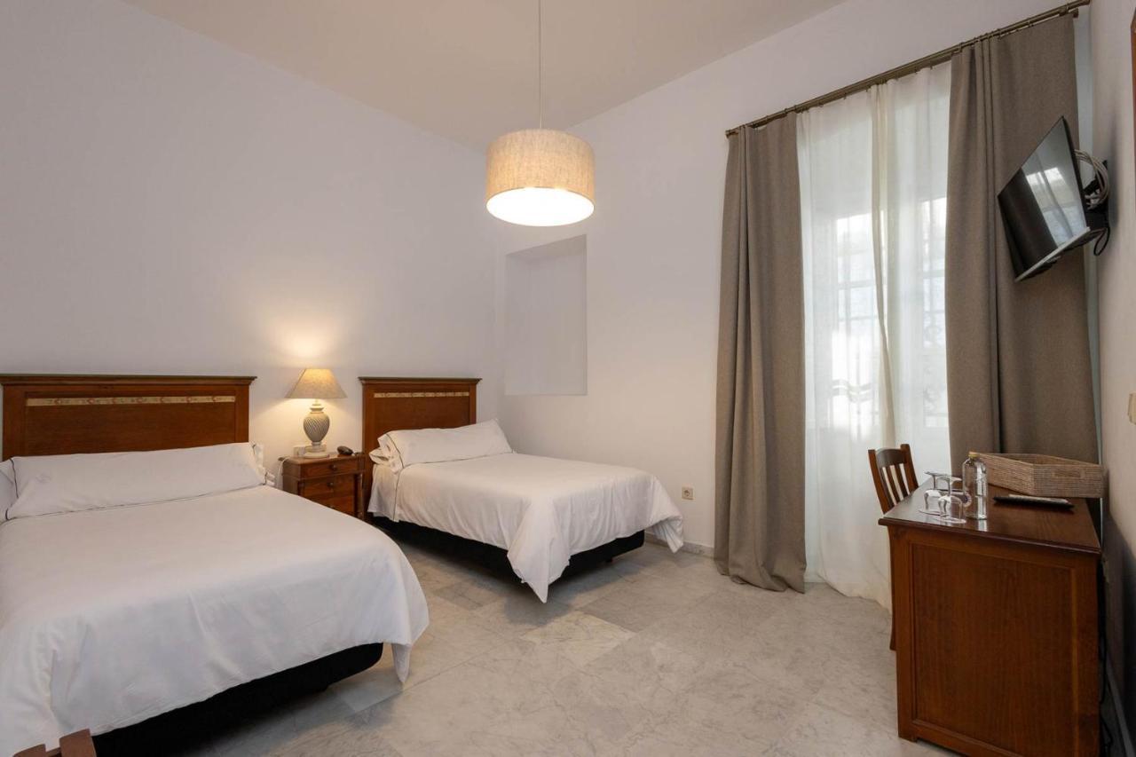 Hotel Tugasa Casa Palacio Medina Sidonia Екстериор снимка