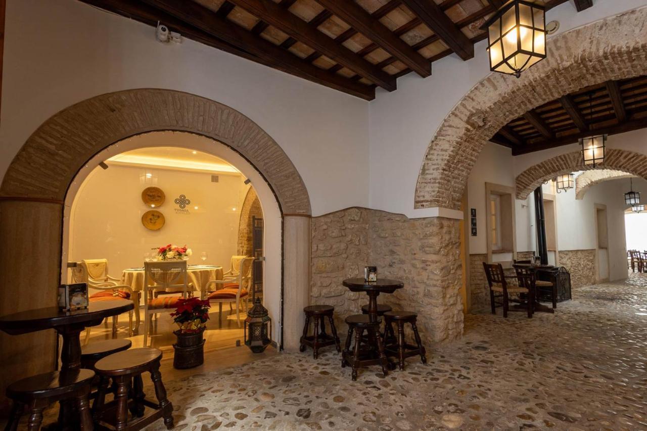 Hotel Tugasa Casa Palacio Medina Sidonia Екстериор снимка